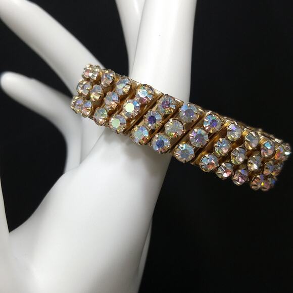 Aurora Borealis Rhinestone Expansion Bracelet, Gold Tone, 1960s Vintage Jewelry - Picture 2 of 10